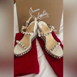 Christian Louboutin White Leather Stud Pyramid-Trim wedges